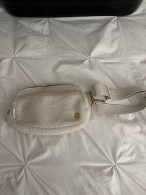 Lululemon Cream Sherpa Crossbody Belt Bag